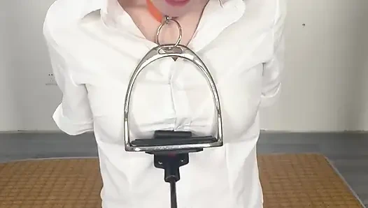 An Office Lady, After Work, Secretly Asks Her Host for a Job Appointment Behind Her Boyfriend's Back