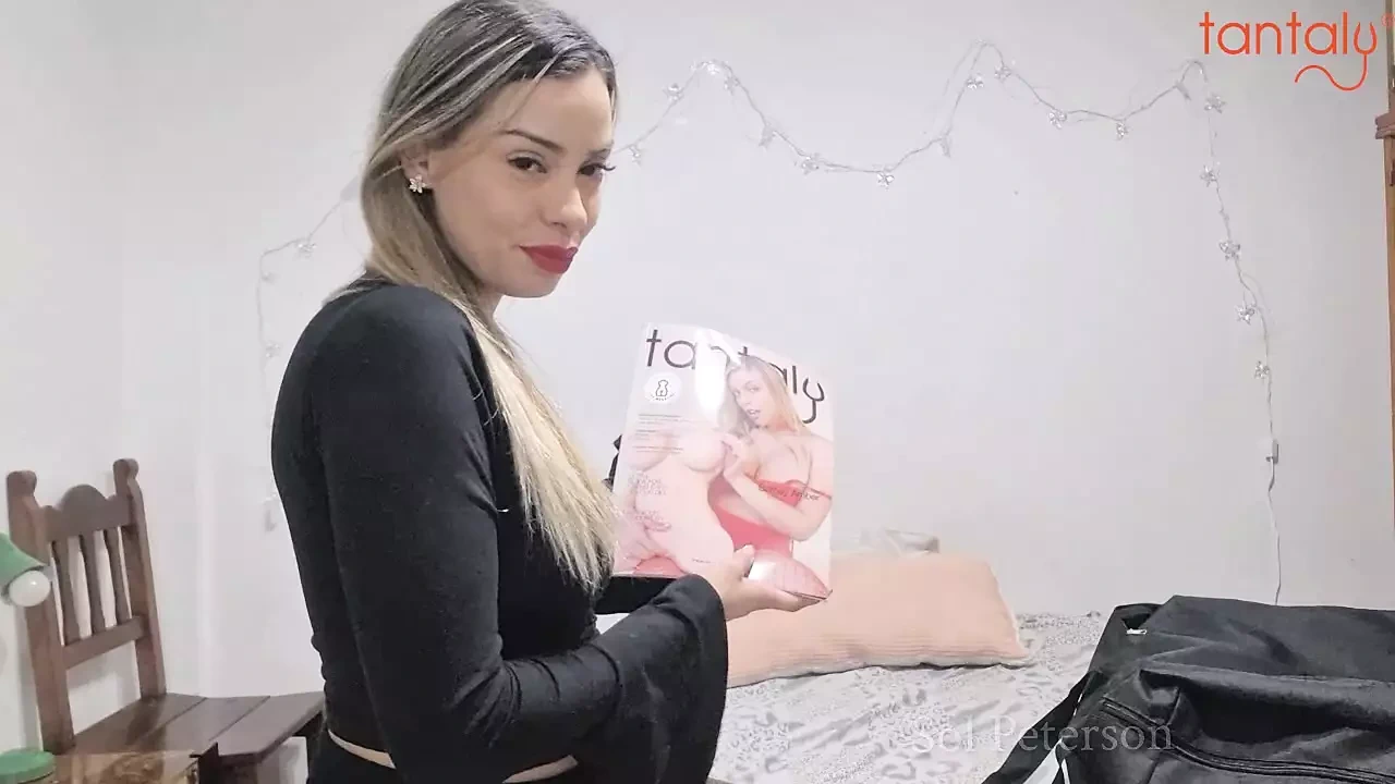 我厌倦了男人，买了一个Tantaly娃娃。