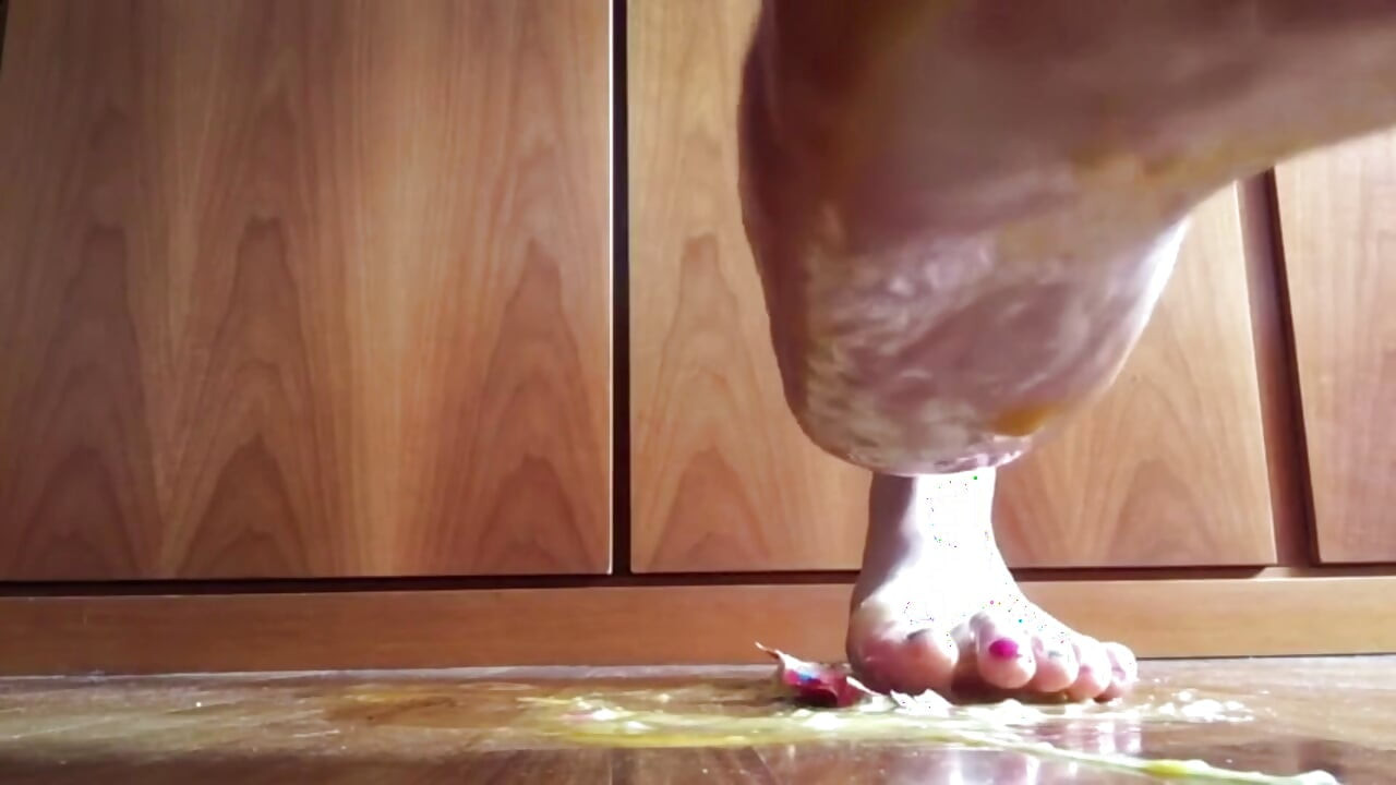 Sexy High Heels Crushing Egg