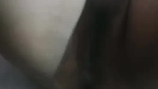 Первое видео, неверная жена трахается с другом в одночасье с большими натуральными сиськами