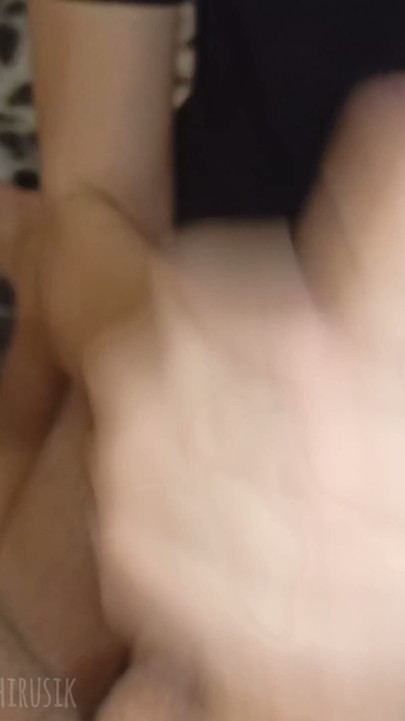The cock is stuck in the mouth and does not climb into the ass because it is huge !!! | Clip 1