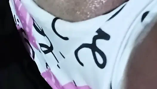 She wants to go out to see the movie with her boyfriend, but her stepbrother wants to take her virginity first.