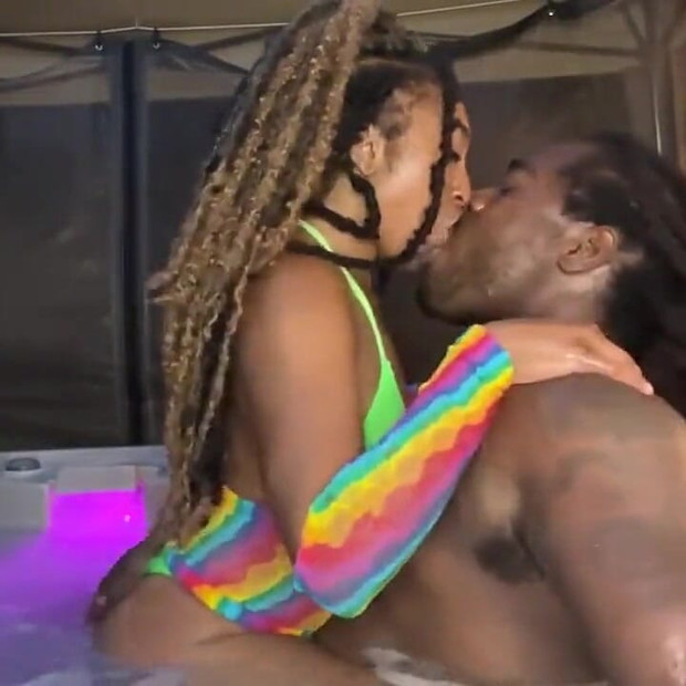 Heiße liebe, im Whirlpool mit zwei schönen leuten zu machen, lol bedankt sich für die liebe Yall beobachtet immer wieder