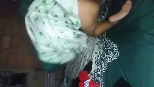 Explosionsfick mit dem Babysitter