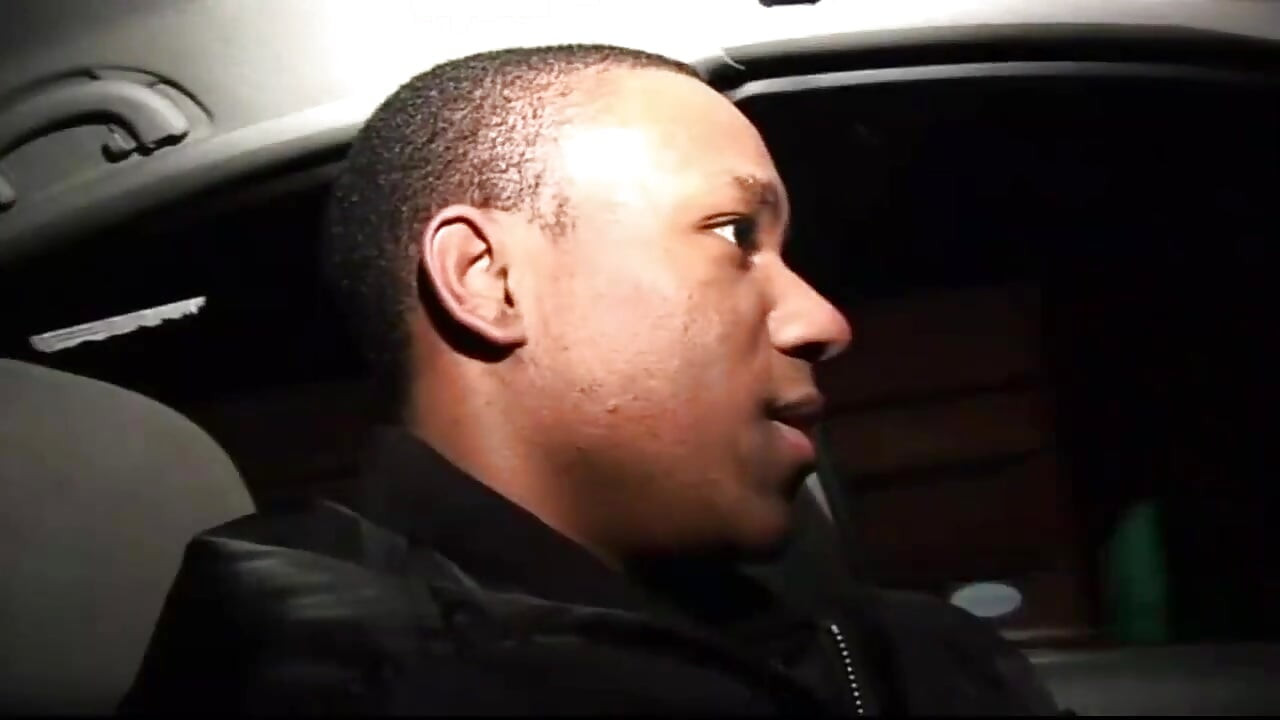 Sexy tattooed black girl pussy fucking in dogging position...cum in mouth