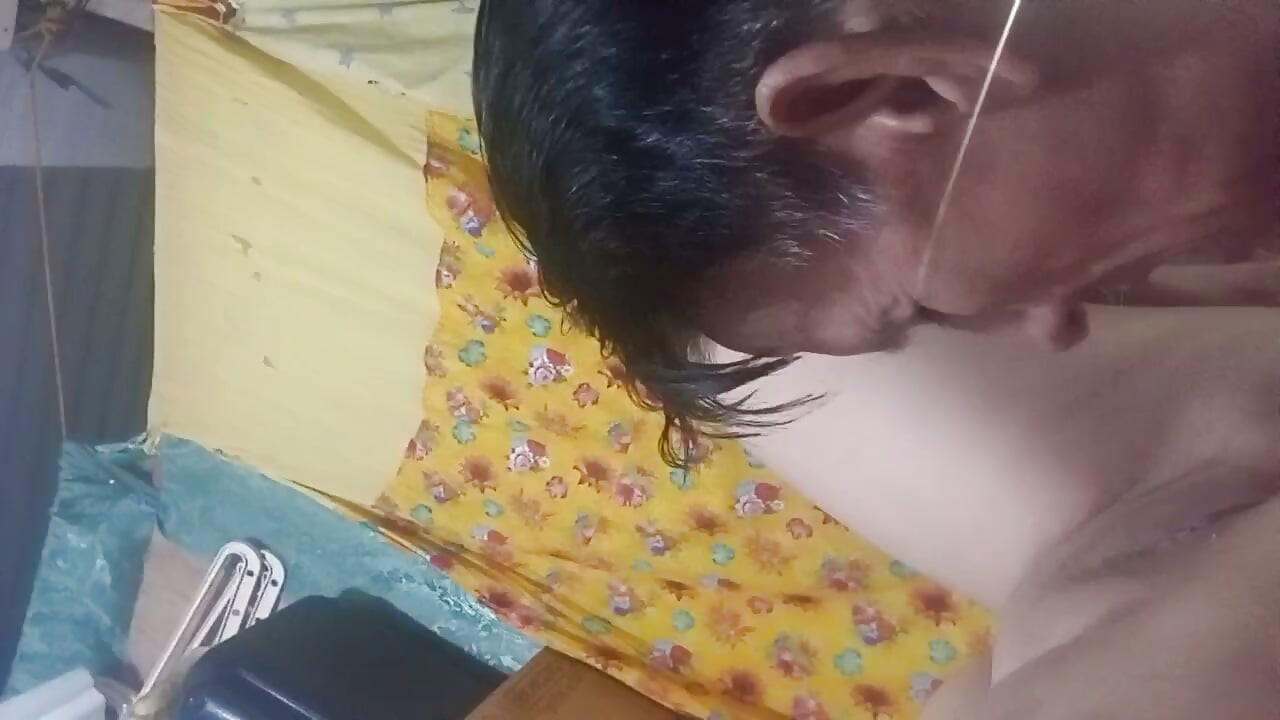 我老婆的逼又紧又湿