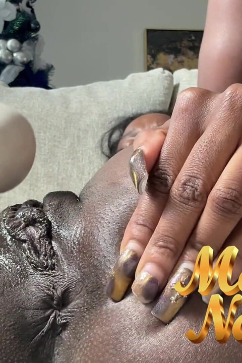Wand Makes Ebony Tap
