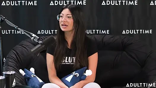 Cami Strella bir kült hayatta kalmak, tiktok şöhreti ve tek eşlilik dışı | Adult Time Podcast