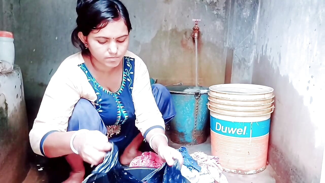 Bengalli kız kardeş yeni sari üvey erkek kardeşiyle çok sert seks yapıyor