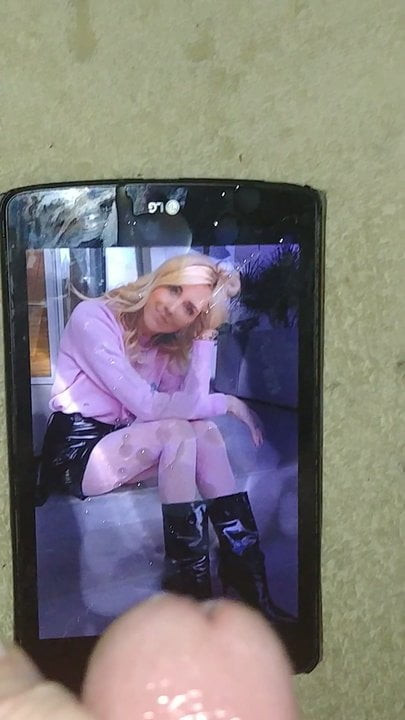 Chiara cumtribute 2