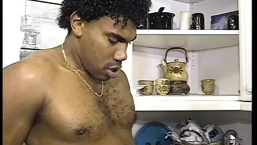 «За немецкими дверями» тщательно трахается — полный фильм