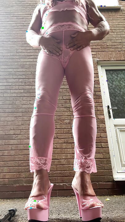 Sexy Crossdresser kellycd2022 in pink outfit and heels