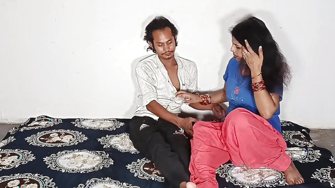 Indian MILF with Perfect Round Ass and Boobs Giving Blowjob and Rides Cock Until Creampie