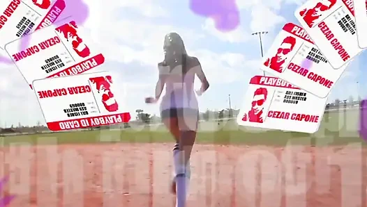 Lee Stone o küçük ve sıkı genç amcığı sikiyor