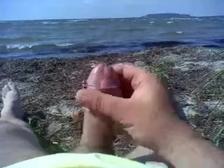 ich wichse am strand