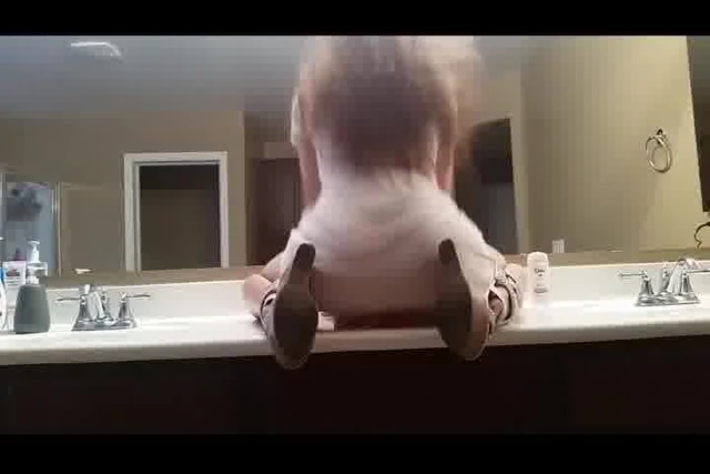 She Rides And Sucks Dildo