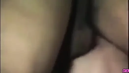Tante seksi selingkuh sama pria lain atas ijin suami. Aku dan teman-temanku suka banget dientot habis-habisan sama besar