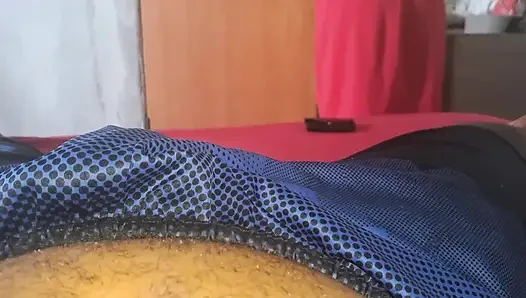 Aku tidak bisa percaya! Ibu tiriku yang hot pantat montok dan toket besar kontolku
