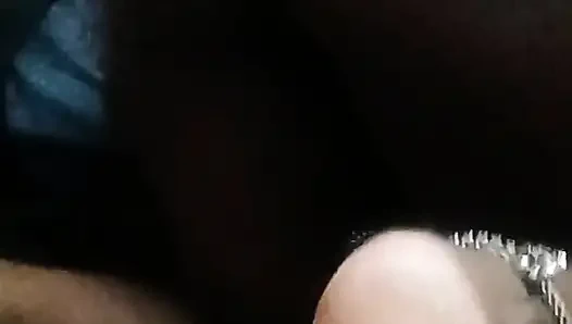 Tamilisches mädchen mit stimme