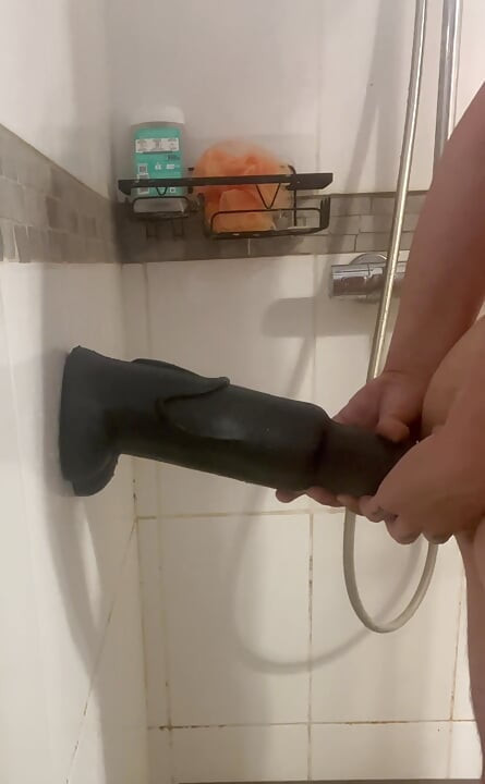 Anal XXL Black Dildo in ass