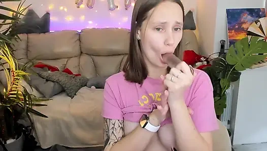 18 year old bitch shows off her deep whore blowjob skills