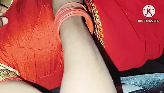 Season 167. Red saree wearing bhabhi remove her clothes in car and fuck with