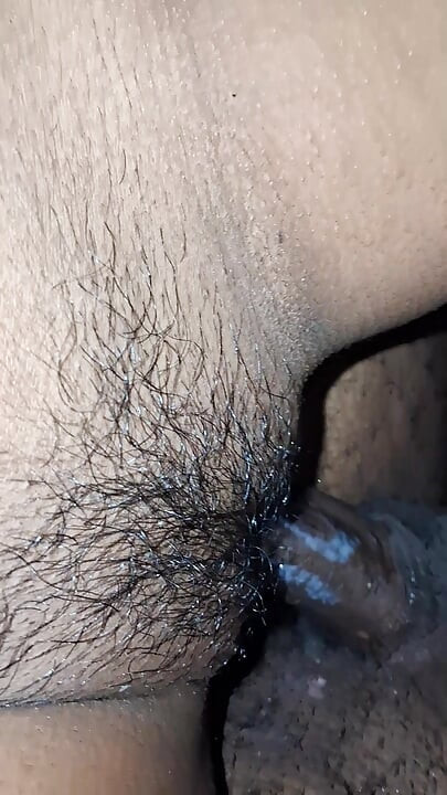 Chhote bhai ka land tight karke chut mein daal liya step sister and brother