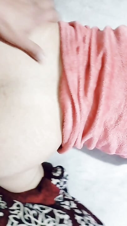 Stepsister puts her cute feet on my shoulders to penetrate her rich shaved pussy.