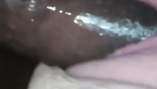 Cewek sange ini dientot habis-habisan sama kontol besar pria kulit hitam dientot habis-habisan sampai matanya merem melek