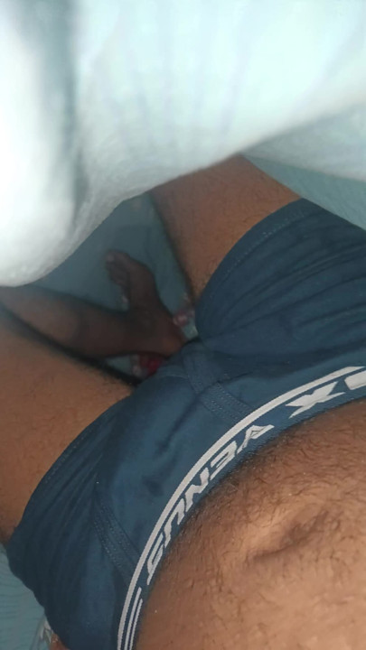 Muth maarte huye bhabhi aa gyi