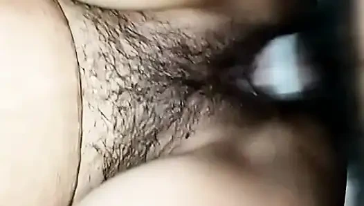 Стонущая непальская бхабхи трахается перед ее мужем дома