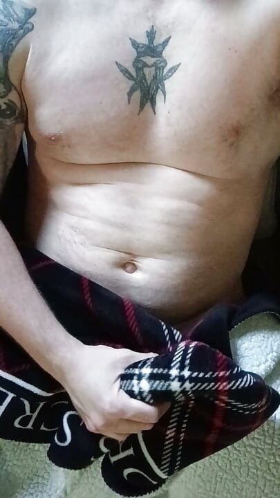 Jacking off my BWC shirtless with a victoria secret blanket