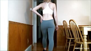 Catwalk in Grey Yoga Pants