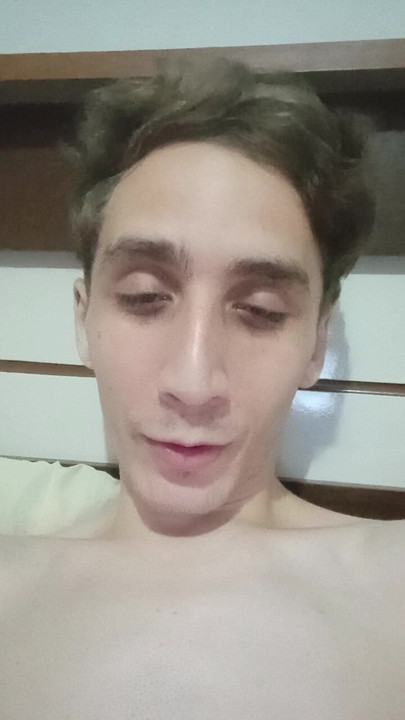 I'm looking for men from São Paulo to record video with me for privacy