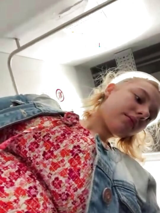 Невероятный трах в публичном молле