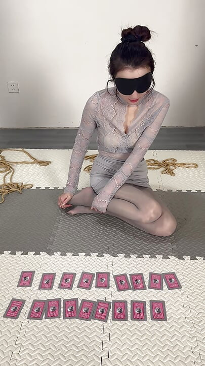 Hình phạt rút thẻ ngẫu nhiên