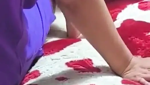 Suami nonton istrinya dientot habis-habisan sama kontol besar pria kulit hitam