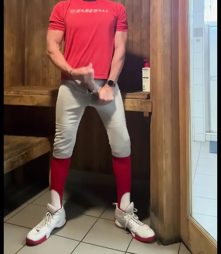 Alpha Fun in the Sauna with JockDad87 Part6