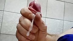 Masturbation en solo - grosse bite