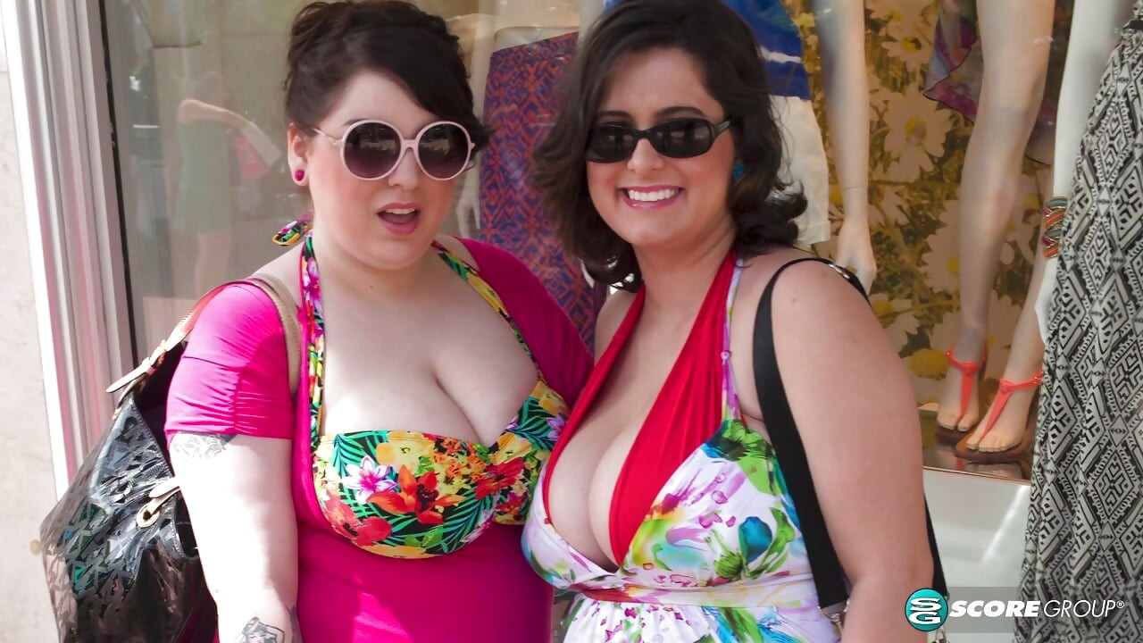 Alana Lace ve Kelli Maxxx ile Güney Plajı'nda bir gün