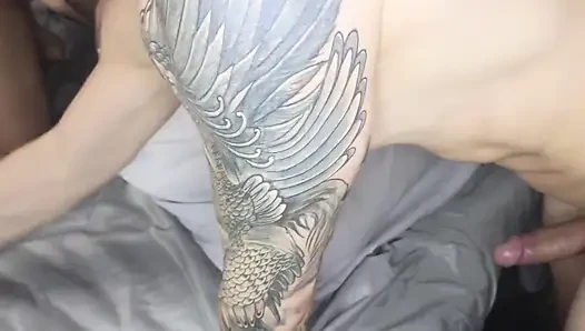 Возбужденная милфа Adelaide умоляет о грубой долбеже и кончает как сумасшедшая