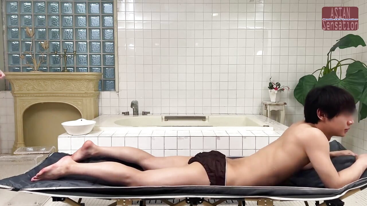 Private Sensual Spa - Penušavi gel za telo i pregovaranje oko kreampija - Ep2