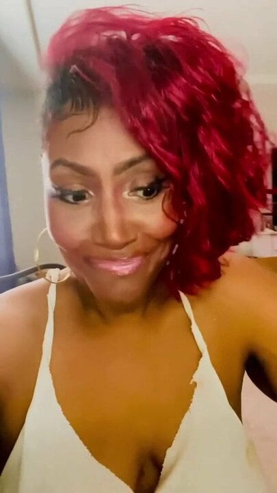 Ebony Milf Yolanda