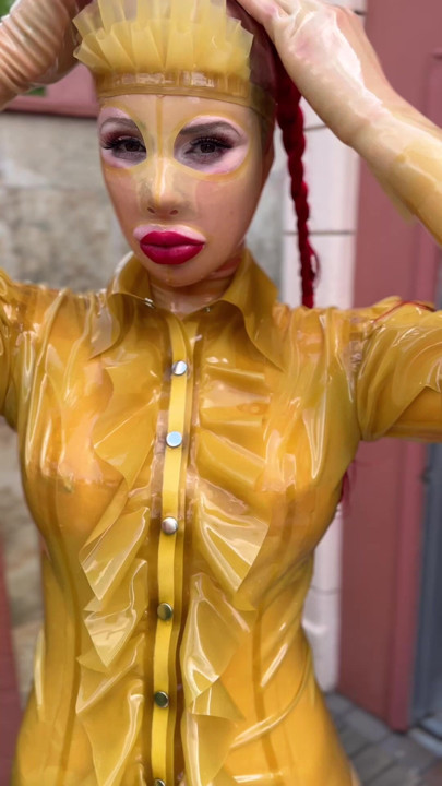 Transparant latex shower 💦