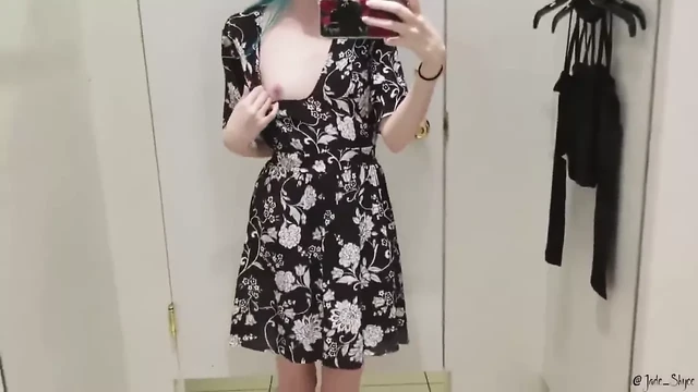 Very skinny girl rubbing her pussy will make you cum
