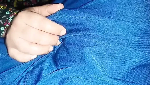 Desi Bhabhi blowjob. Bhabhi ne dever ka chupa lagaya.