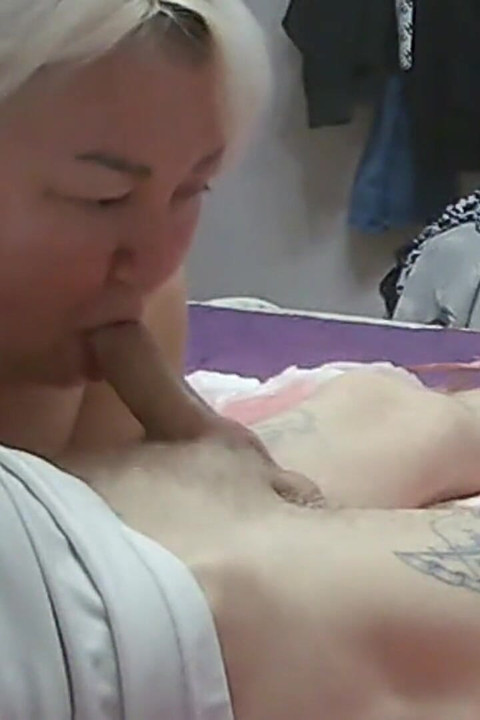 Girlfriend's Deep Mouth Takes All the Cum and Swallows