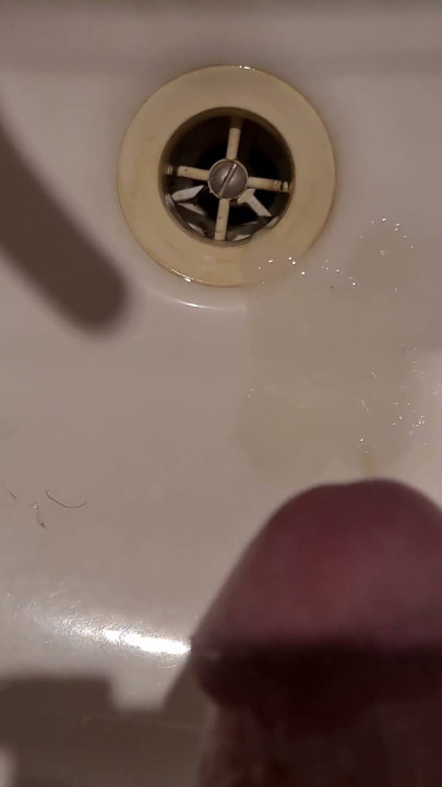Quick morning masturbation before going to work with cum to the sink close up 4K | Clip 1