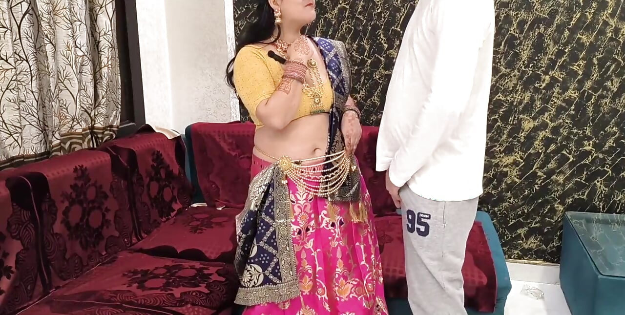 Hermosa puja india follada por cazador indio chupando gran cohete