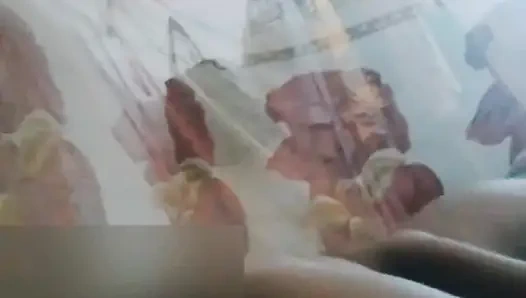 Komşumuzun karısı benimle seks yapmaya bağımlı